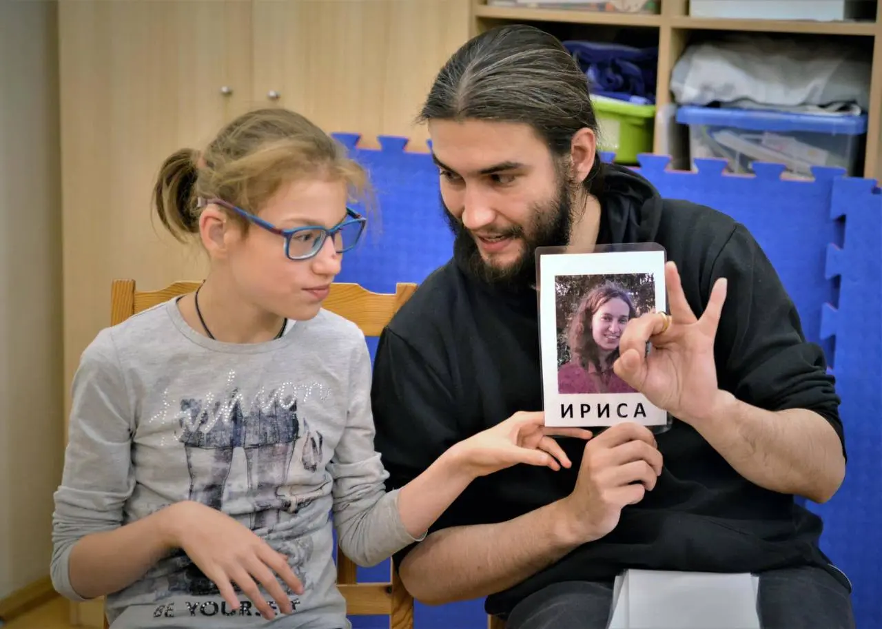 Эксперты Центра лечебной педагогики «Особое детство» внесли вклад в создание ключевого пособия по АДК